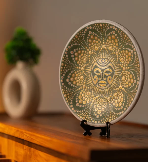 Hand Painted Māori Mandala Terracotta Wall Plate- Home Decor from Galget wudkraft